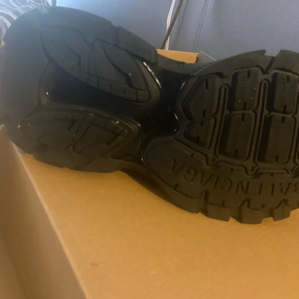 Balenciaga sandals - Picture 3 of 5